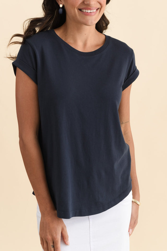 Manly Navy Cotton Tee,Brunette model,alt text|model:Brontie image 6