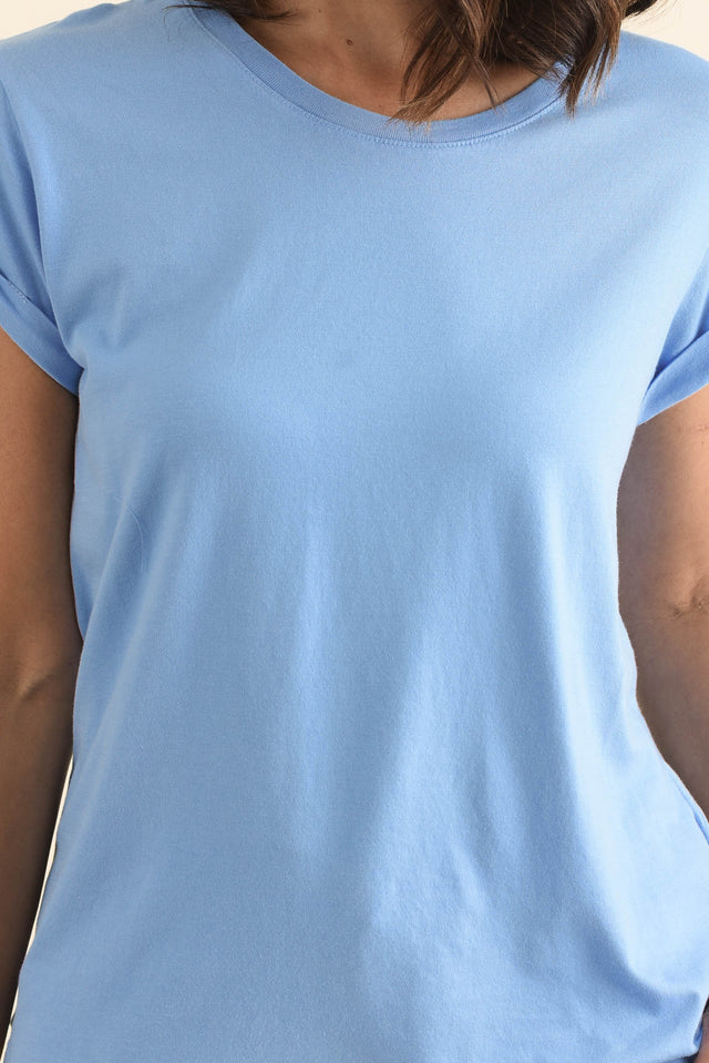 Manly Sky Blue Cotton Tee,Detail,Brunette model,alt text|model:Cara image 5