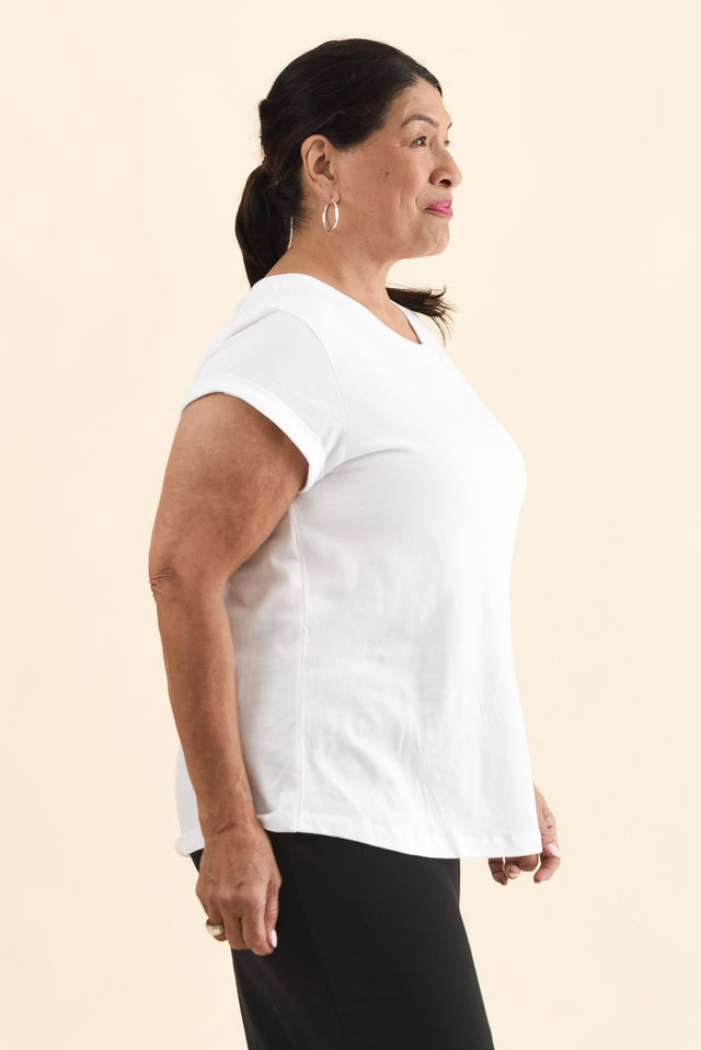 Manly White Cotton Tee,Side,Brunette model,alt text|model:Pilita image 12