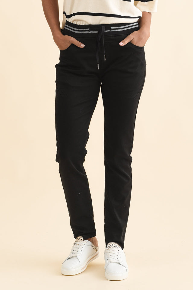 alt text|model:Brontie