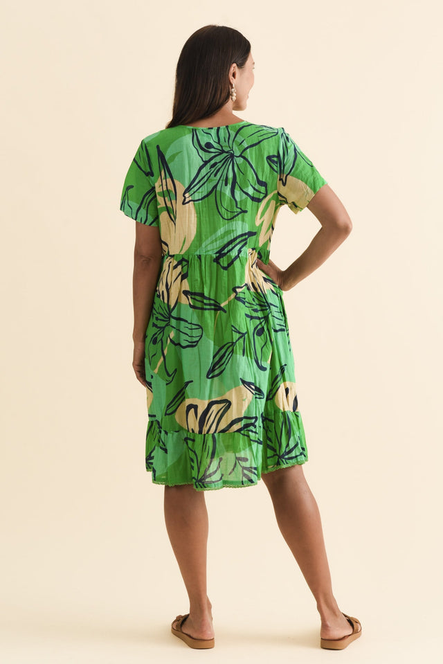 alt text|model:Cara image 5