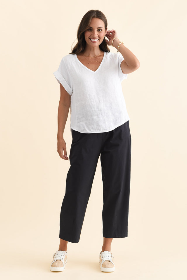 Dorian White Linen Cotton Top,Brunette model,alt text|model:MJ image 9