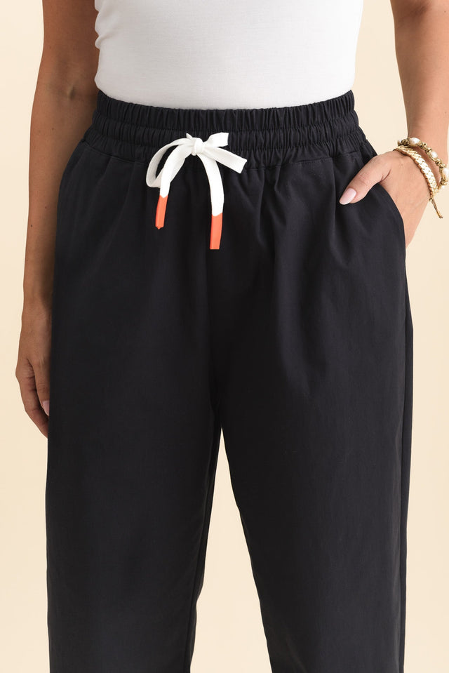Martin Navy Cotton Barrel Pants,Brunette model,alt text|model:MJ image 6