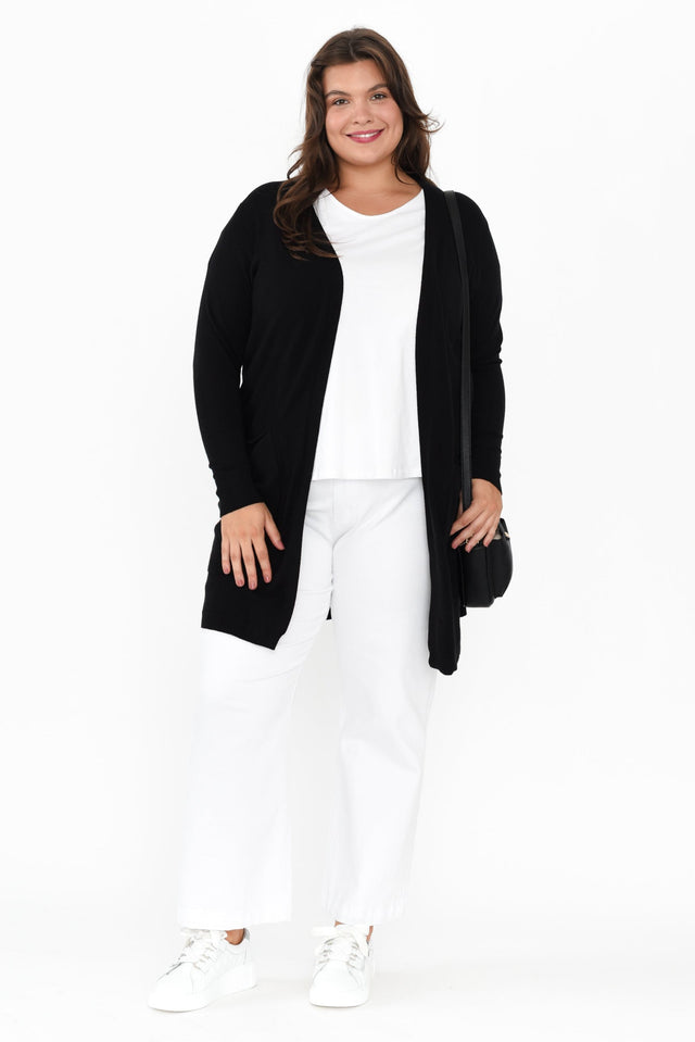 plus-size,curve-basics,plus-size-winter-clothing,plus-size-outerwear,curve-knits-jackets,plus-size-cardigans,plus-size-work-edit,alt text|model:Gabby image 9