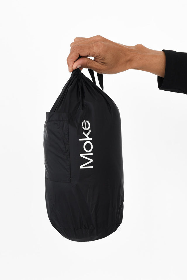 alt text|model:Cara image 8