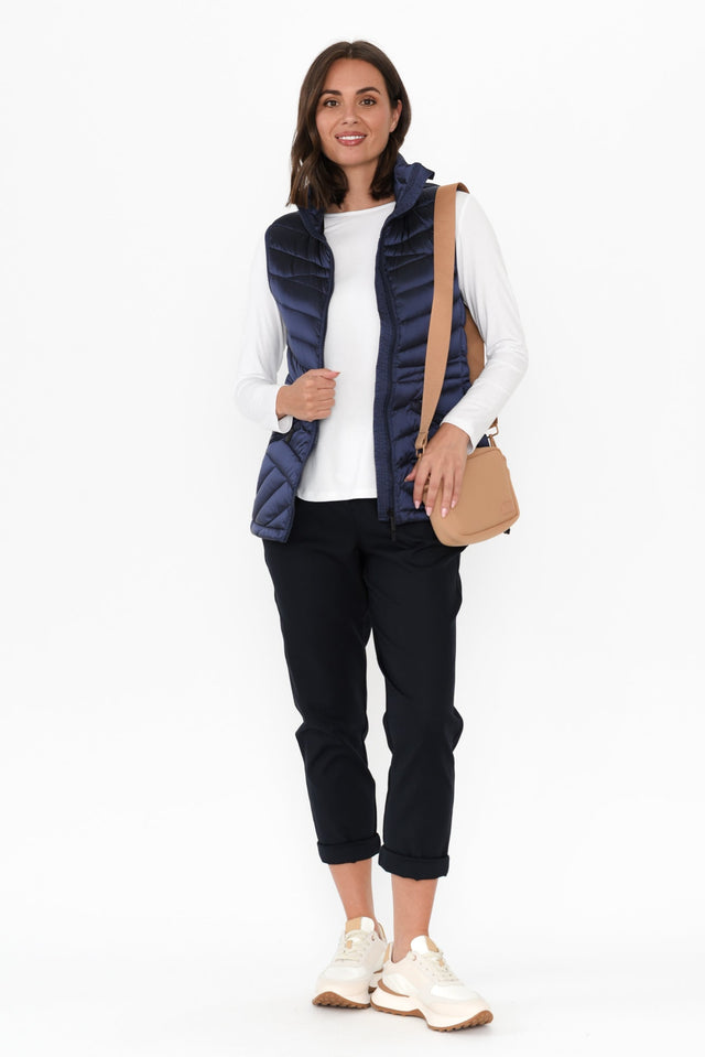 alt text|model:MJ image 3