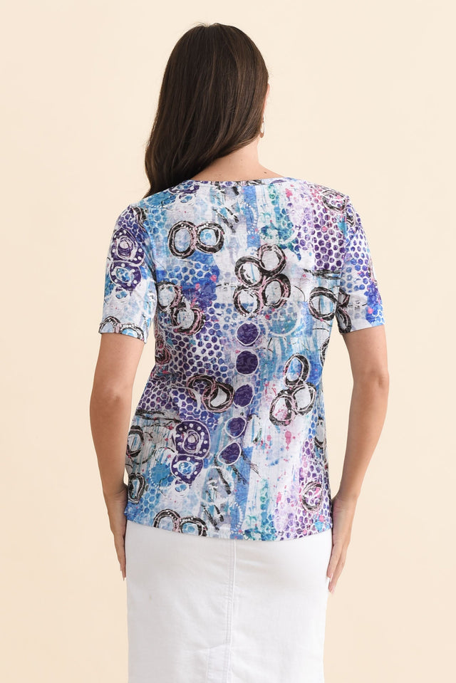 Masie Blue Motif Top,Brunette model,alt text|model:MJ image 5