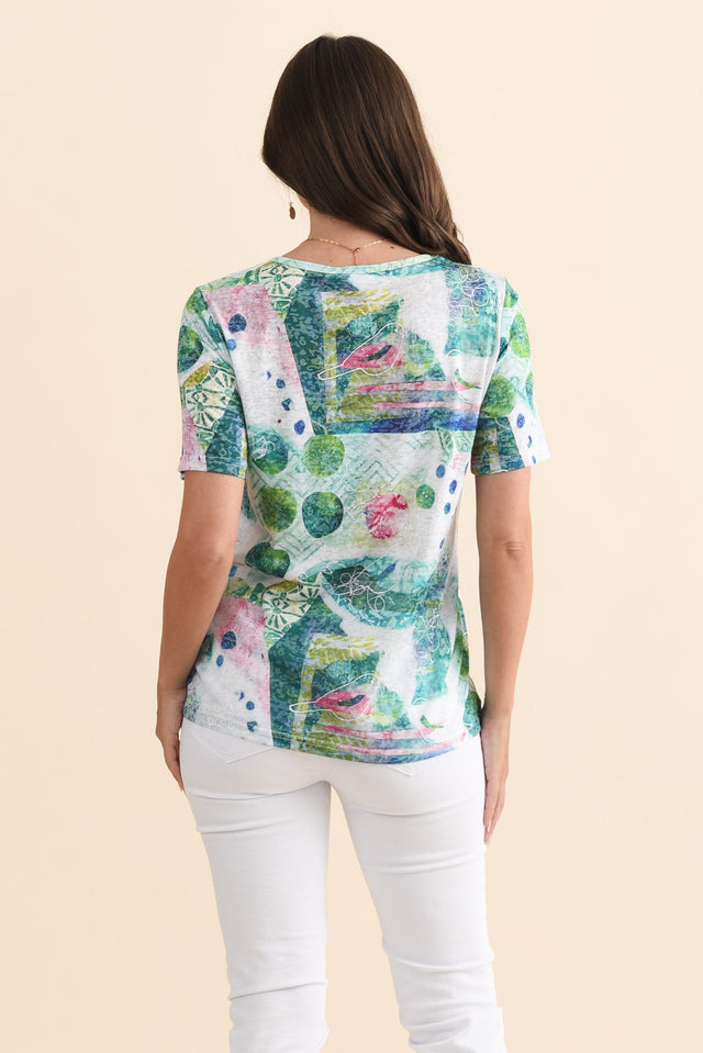 Masie Green Motif Top,Brunette model,alt text|model:MJ image 5