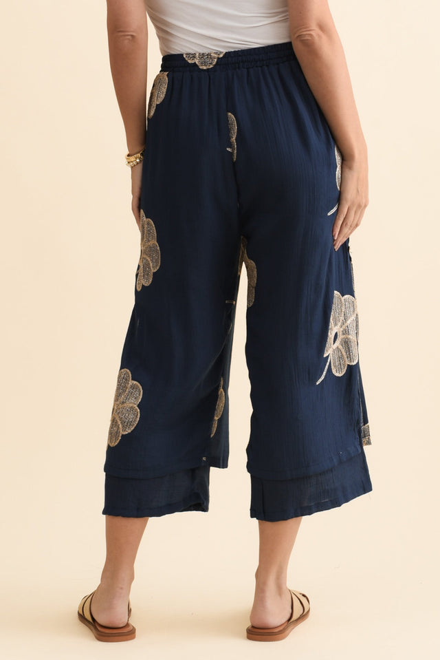 alt text|model:MJ image 5