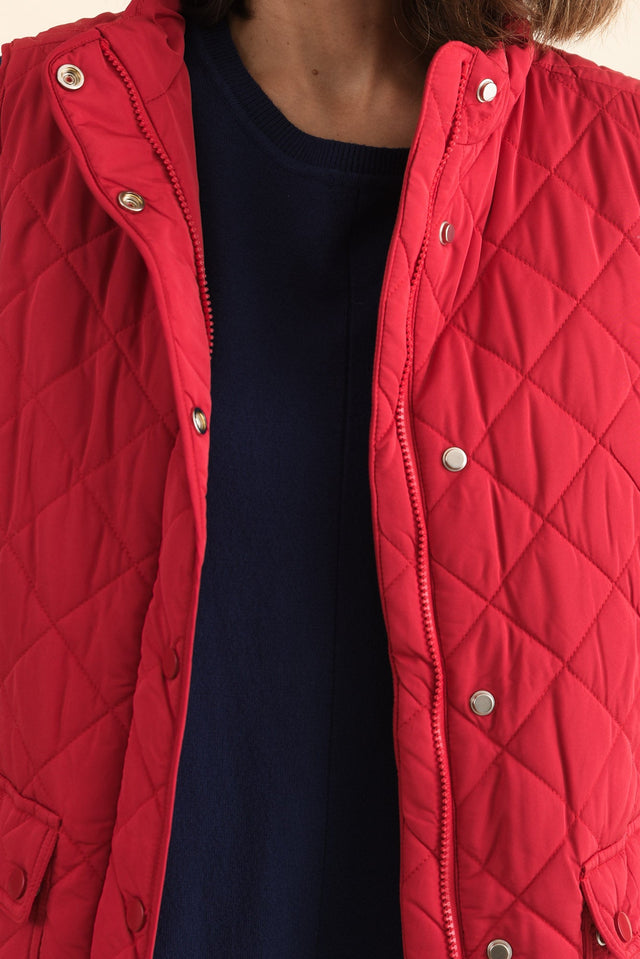 Max Red Quilted Pocket Vest,Detail,Brunette model,alt text|model:Cara image 7