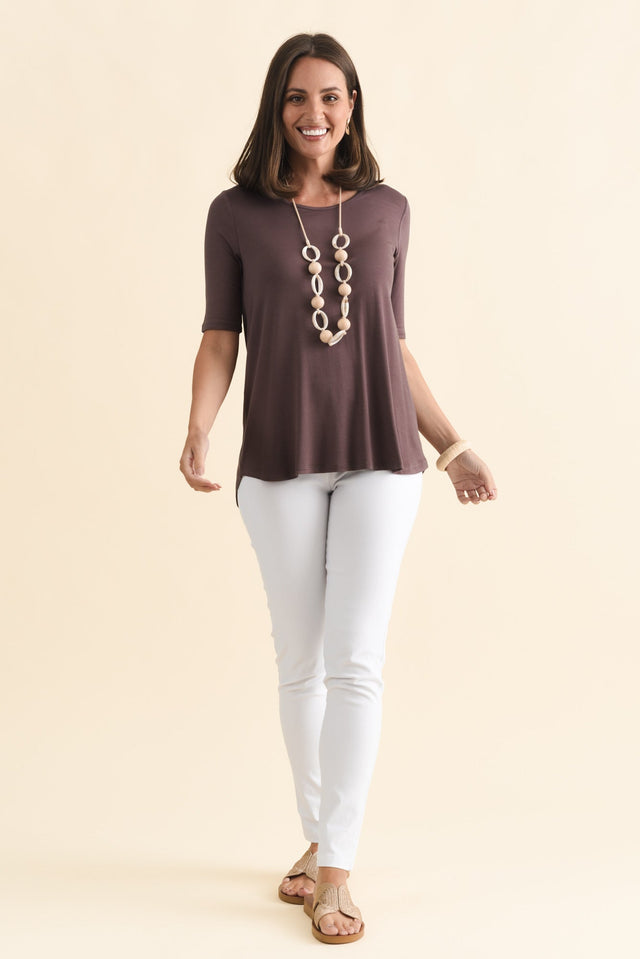 Maya Brown Half Sleeve Tee,Brunette model,alt text|model:MJ image 8