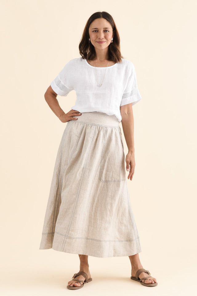 Mayan Natural Contrast Linen Pocket Skirt,Full Body,Brunette model,alt text|model:Cara image 6