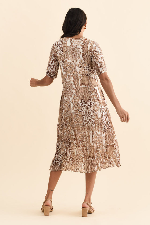 alt text|model:Brontie image 4