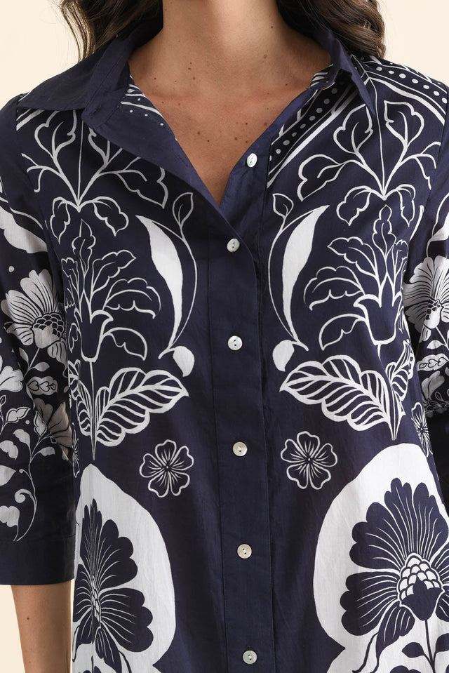 Melita Navy Motif Cotton Shirt Dress,brunette model,Close up of outfit,alt text|model:MJ image 6