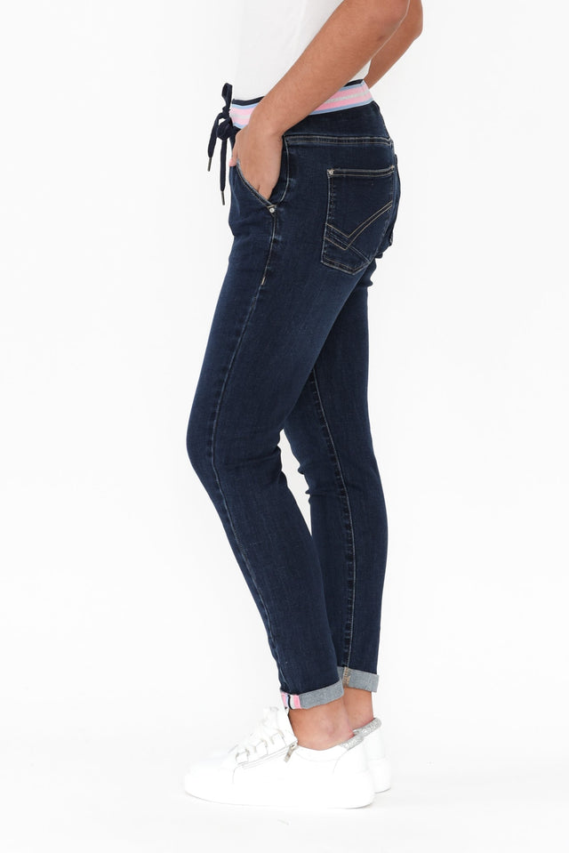 alt text|model:Kirstyn image 5