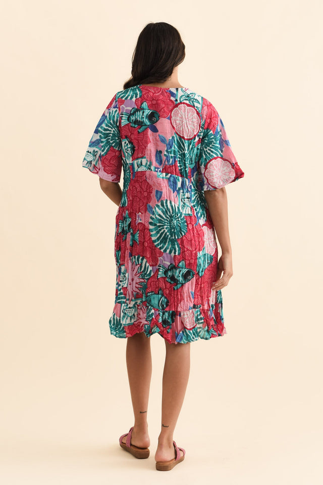 Mila Pink Abstract Crinkle Cotton Dress,Brunette model,alt text|model:Brontie image 4