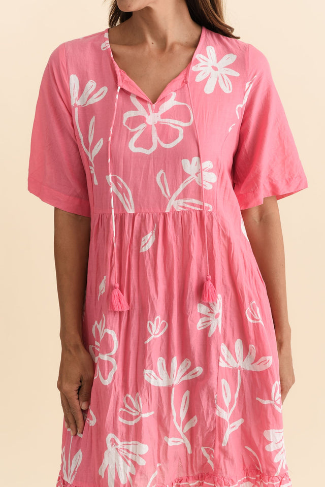 Mila Pink Flower Crinkle Cotton Dress,Brunette model,alt text|model:Cara image 5