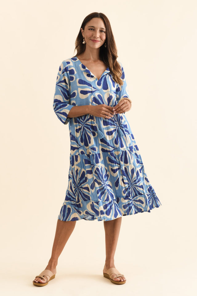 alt text|model:Cara image 8