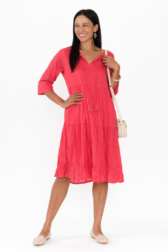 alt text|model:Cara image 3