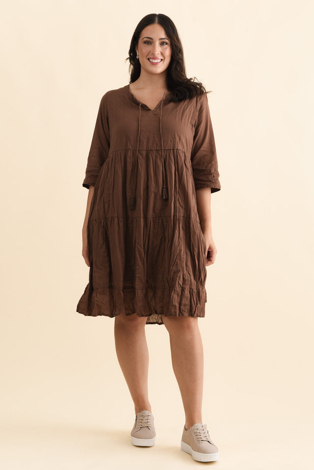 alt text|model:Emilia image 10