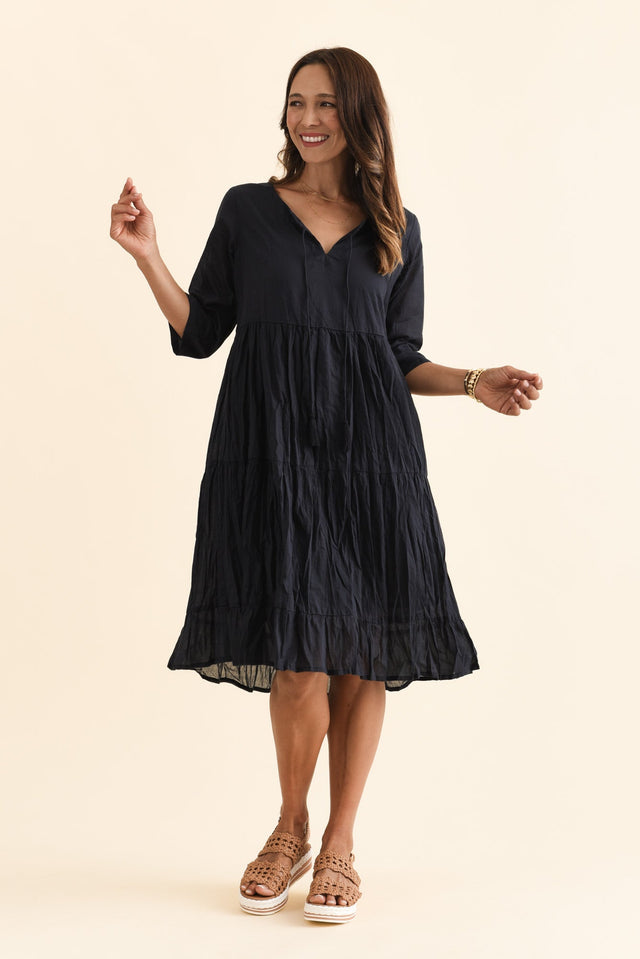 Milana Navy Crinkle Cotton Dress,Brunette model,alt text|model:Cara image 4