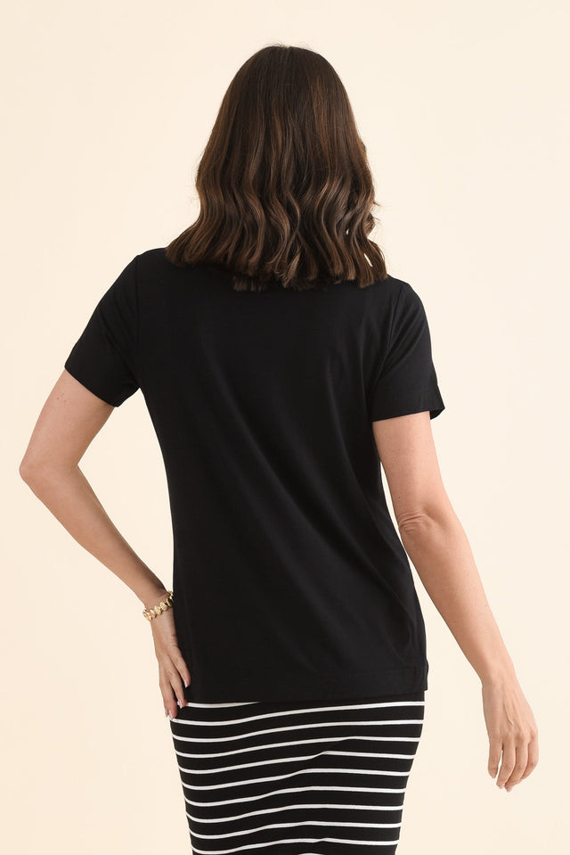 Minelli Black Bamboo Tee,Back,Brunette model,alt text|model:MJ image 4