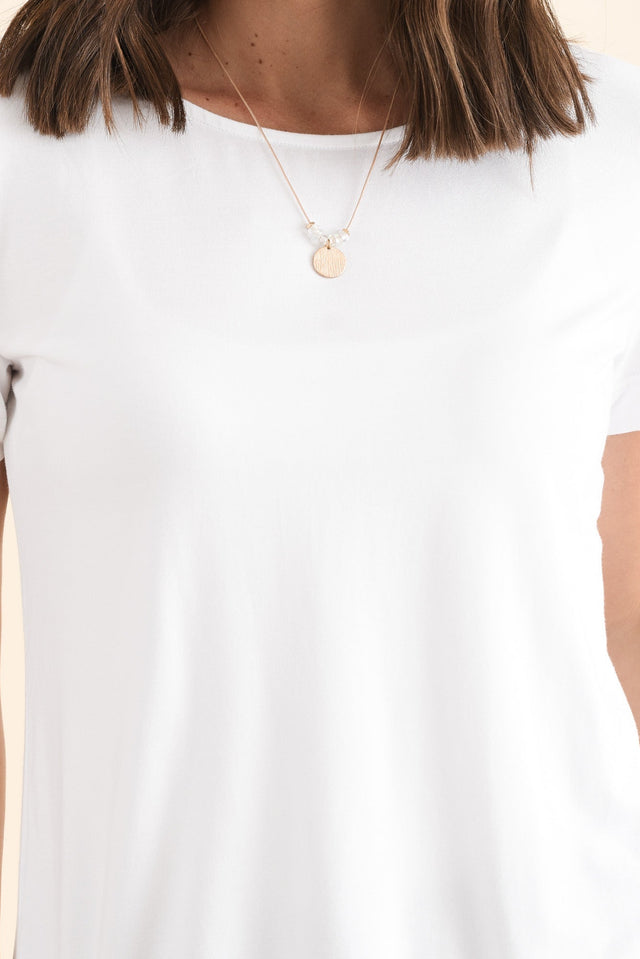 Minelli White Bamboo Tee,Detail,Brunette model,alt text|model:MJ image 5