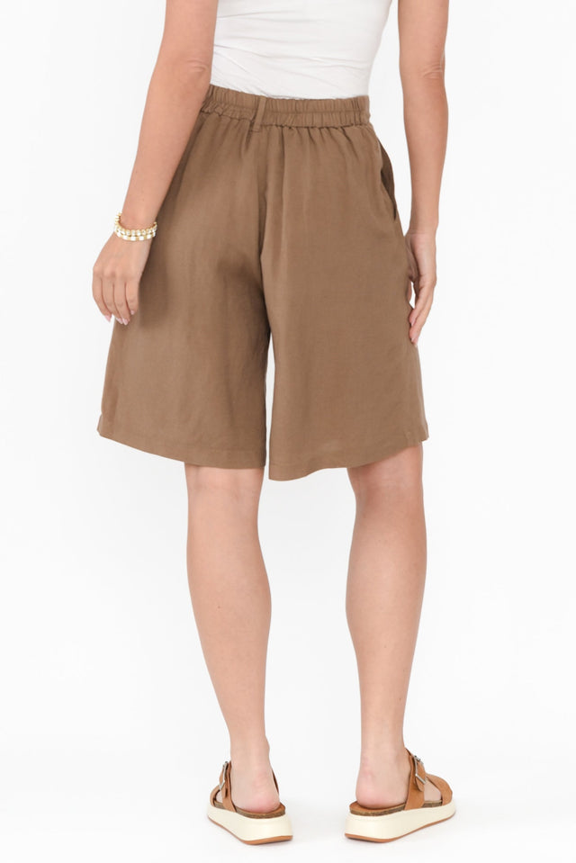 alt text|model:MJ image 6