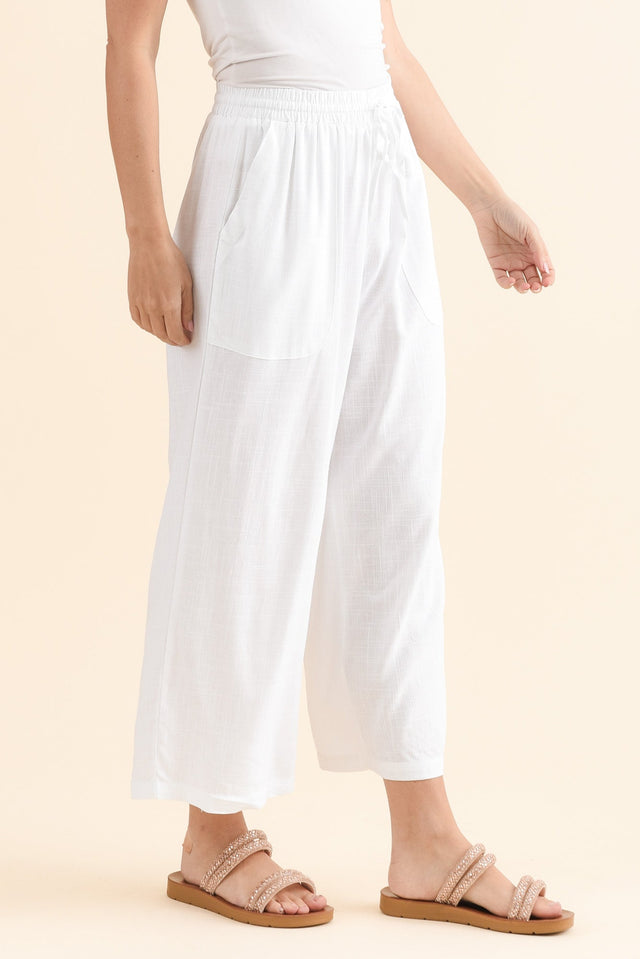 Minnelli White Linen Cotton Pants,Side,Brunette model,alt text|model:MJ image 3