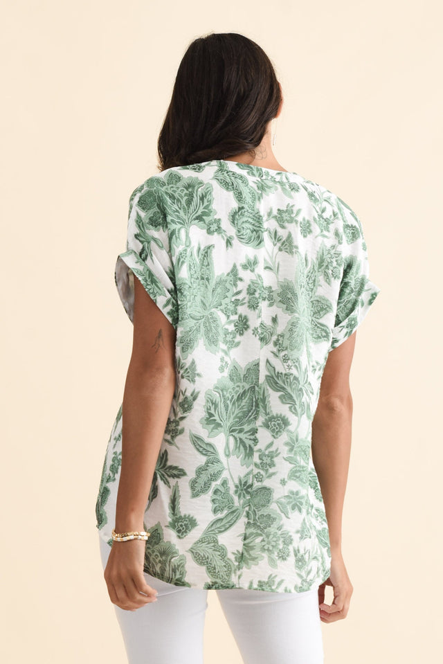 alt text|model:Brontie image 5