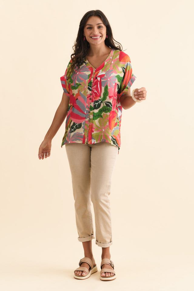 Miray Pink Hibiscus Button Top,Brunette model,alt text|model:Brontie image 7