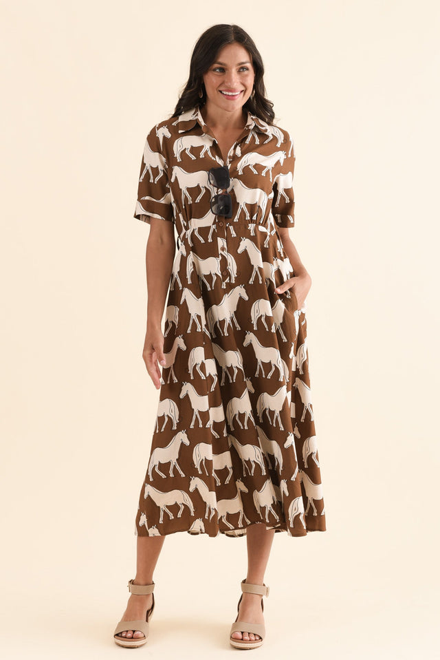 Molly Brown Horse Linen Shirt Dress,Front,Brunette model,alt text|model:Brontie image 1