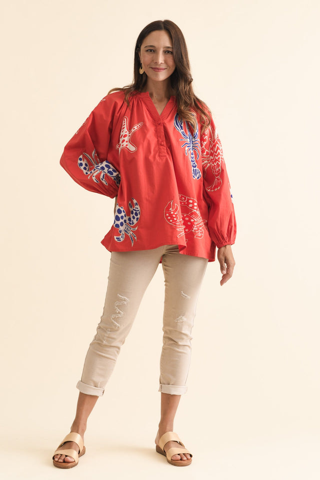 alt text|model:Cara image 4