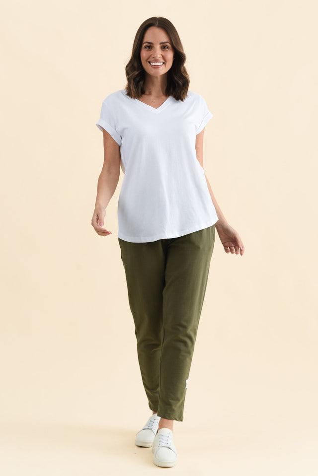 Monte White Cotton Vee Tee,Full Body,Brunette model,alt text|model:MJ image 7