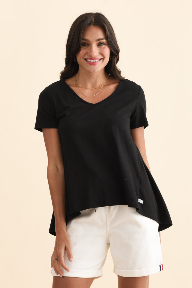Montreal Black Cotton Tee,Brunette model,alt text|model:Brontie image 2