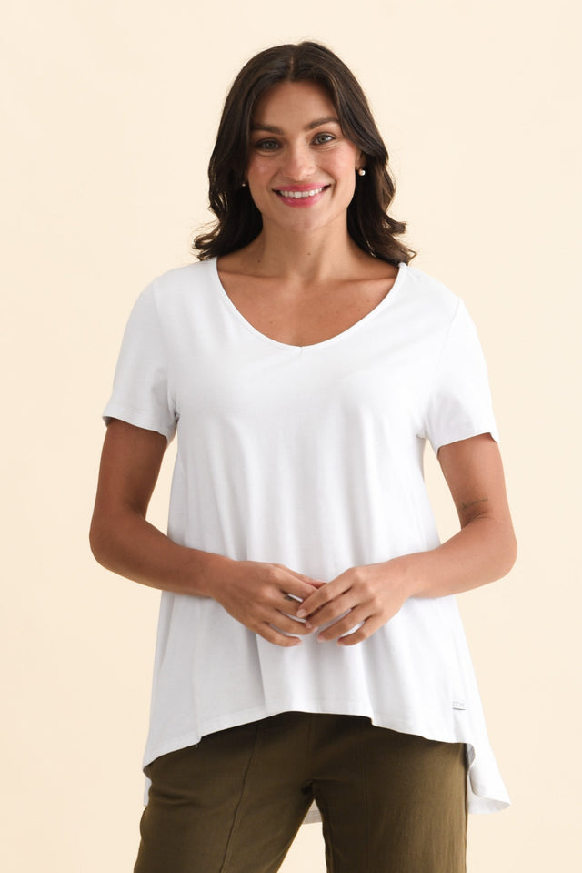 Montreal White Cotton Tee,Brunette model,alt text|model:Brontie image 2