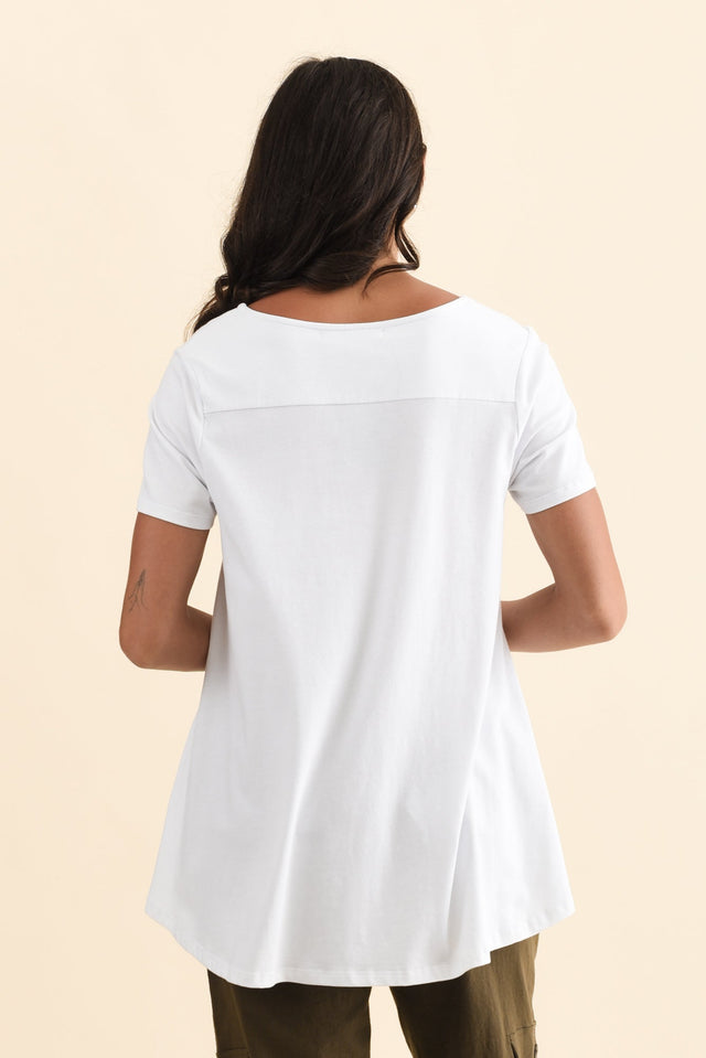 Montreal White Cotton Tee,Brunette model,alt text|model:Brontie image 5