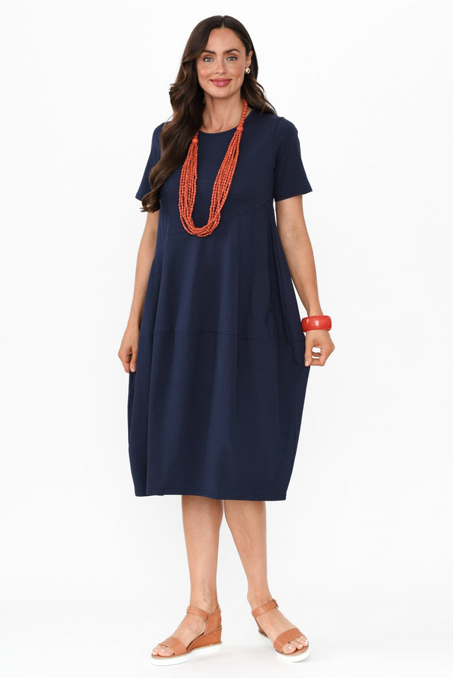 alt text|model:Elouise image 2