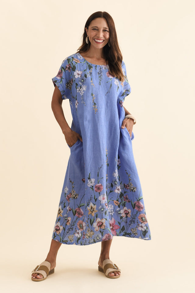 Morrison Blue Floral Linen Pocket Dress,Brunette model,alt text|model:Cara image 3