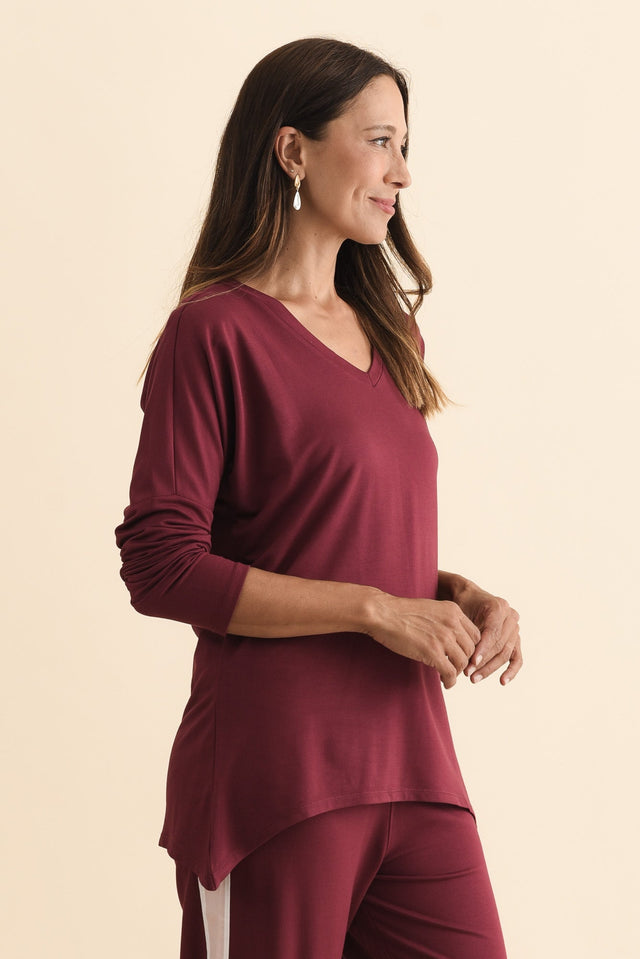 alt text|model:Cara image 4