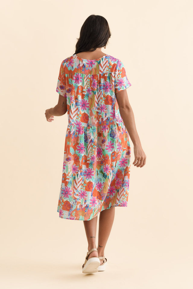 alt text|model:Brontie image 5