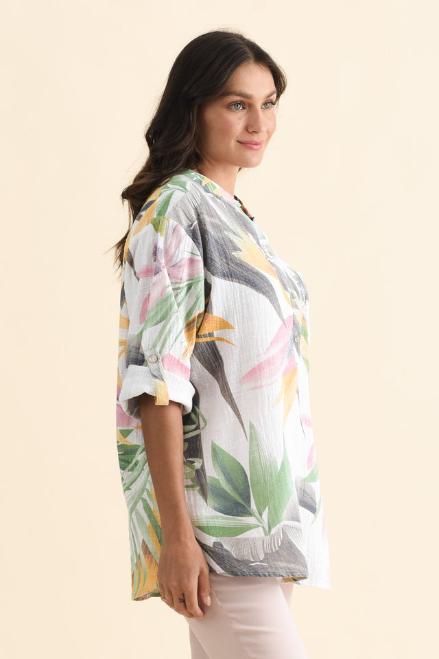 alt text|model:Brontie image 4