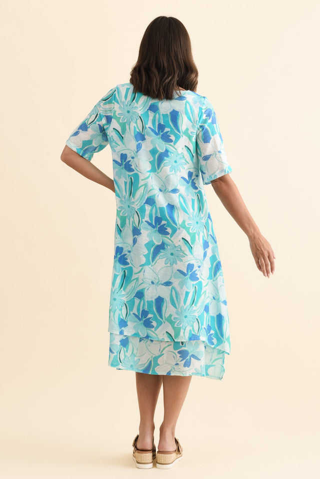 alt text|model:MJ image 4