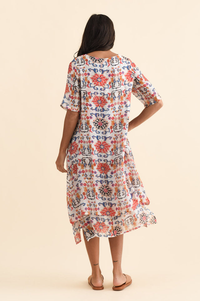 alt text|model:Brontie image 5