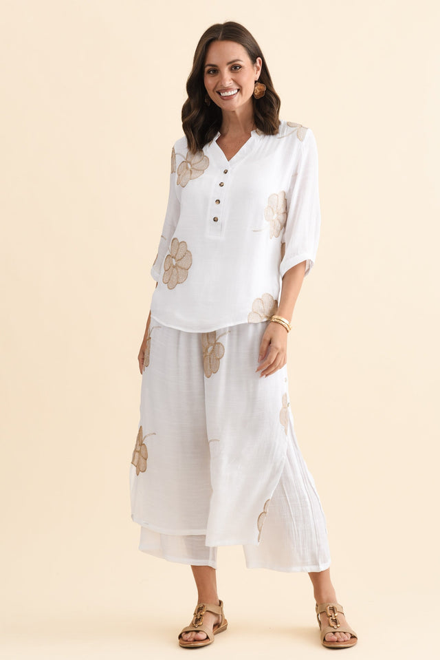 alt text|model:MJ image 4