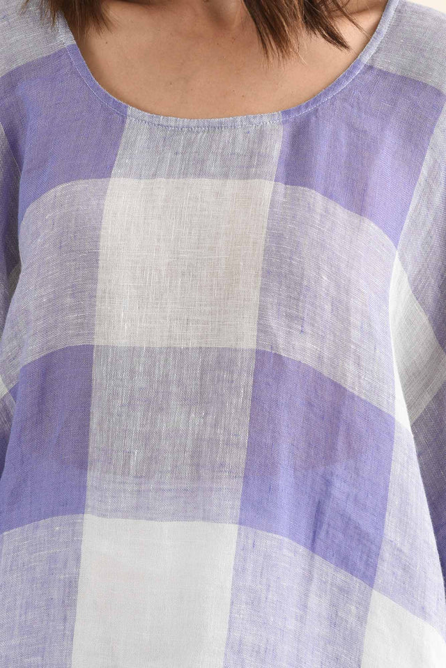Nassau Blue Check Linen Top,Detail,Brunette model,alt text|model:Cara image 5