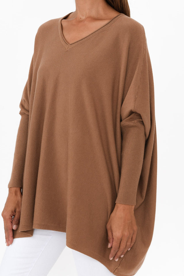 alt text|model:Cara image 7