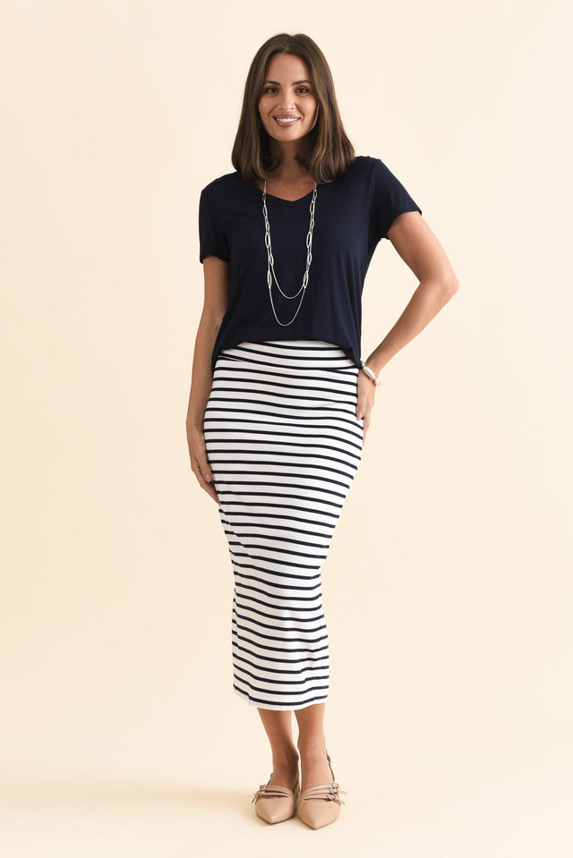 alt text|model:MJ image 4