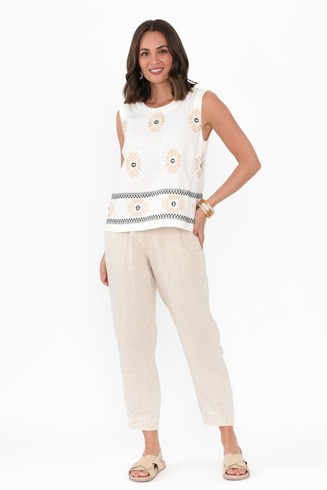 alt text|model:MJ image 3