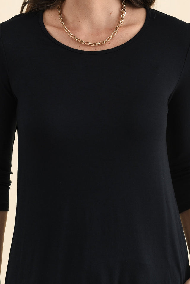 Nicky Black 3/4 Sleeve Top,Detail,Brunette model,alt text|model:MJ image 6